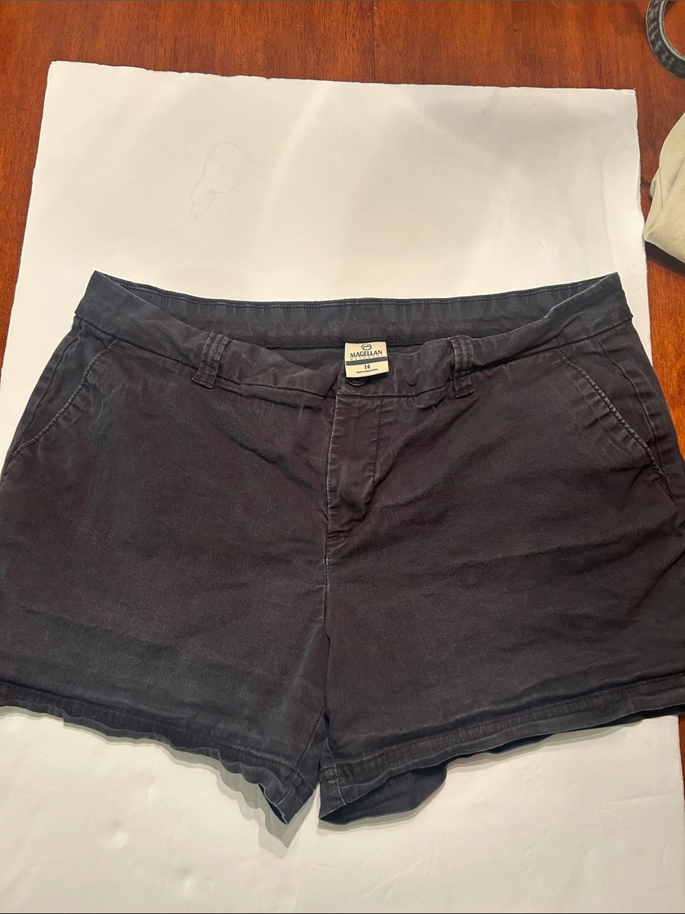 Magellan Outdoors Women's Charcoal Gray Casual Shorts